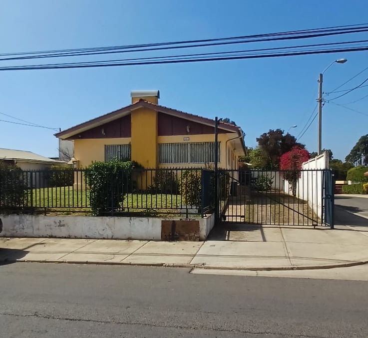 V región, Concón venta casa 338mt2 terreno, 112mt2 construido.